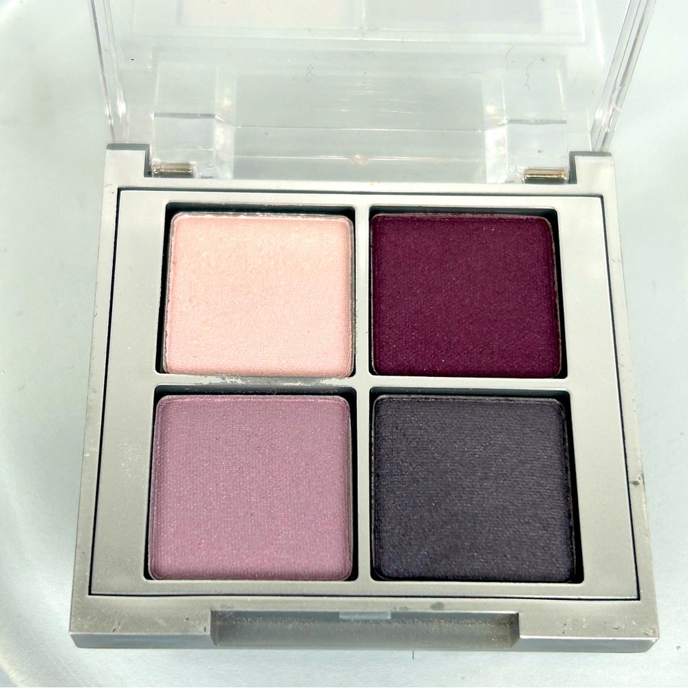 Clinique All About Shadow Quad 4 Shades Pink Purple Full Size NEW - Picture 2 of 5